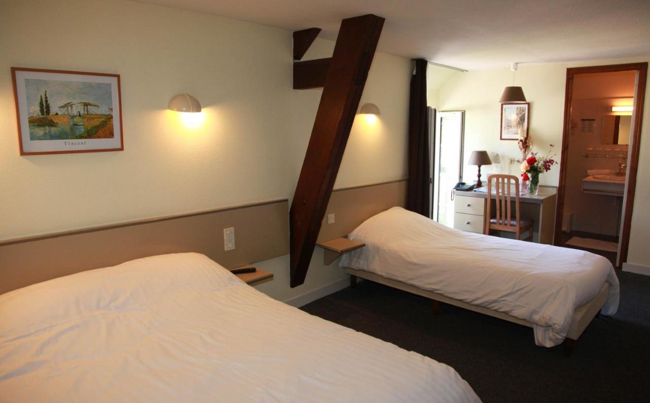 Hotel La Quebecoise 디난 외부 사진